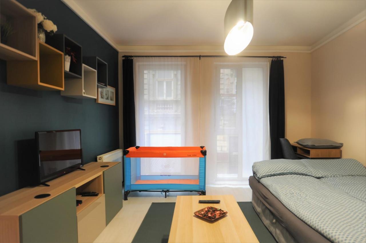 Lovely Apartment In The Heart Of Βουδαπέστη Εξωτερικό φωτογραφία